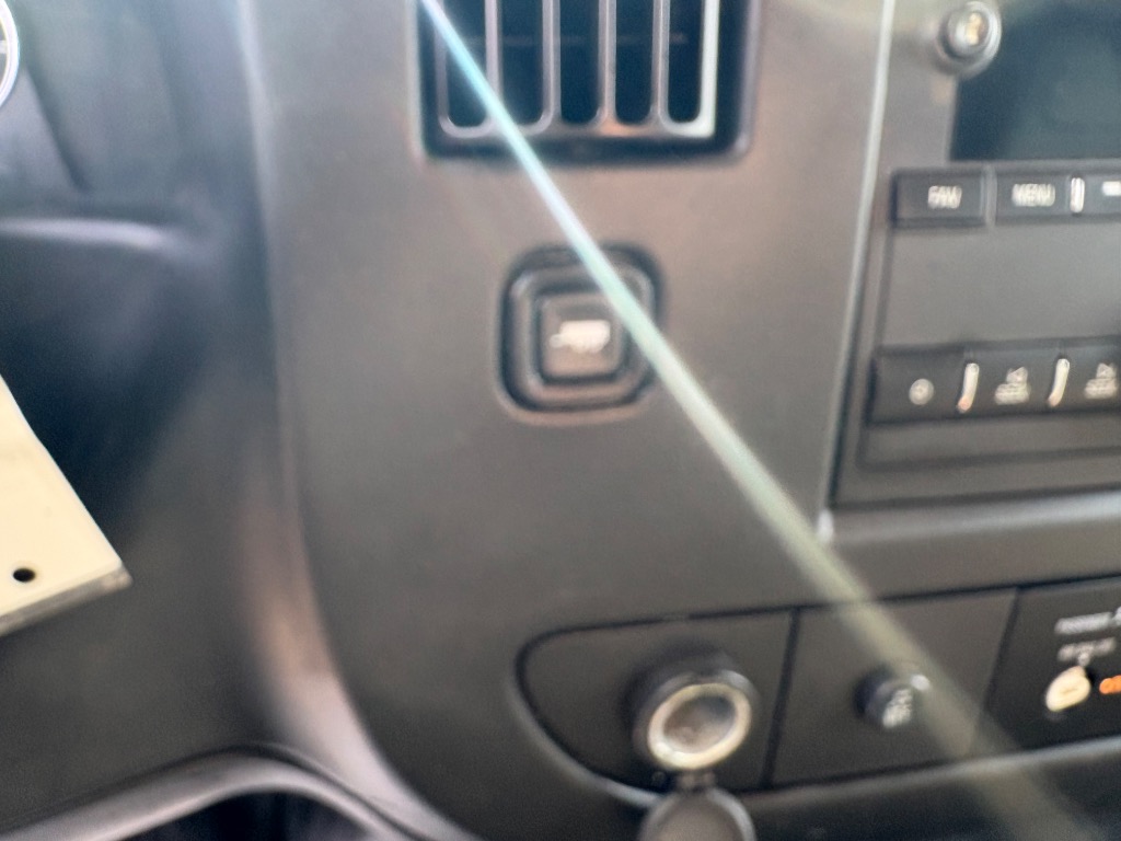 2017 Chevrolet Express Cargo Work Van - Photo 21