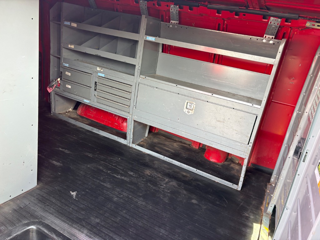 2017 Chevrolet Express Cargo Work Van - Photo 30