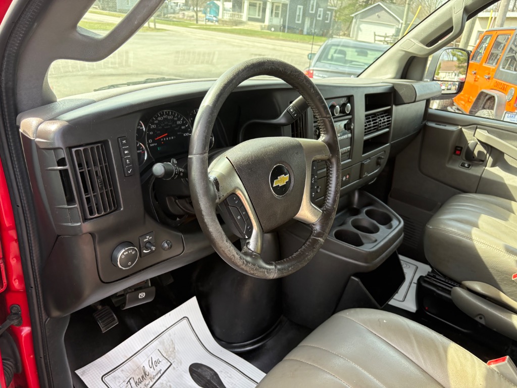 2017 Chevrolet Express Cargo Work Van - Photo 13