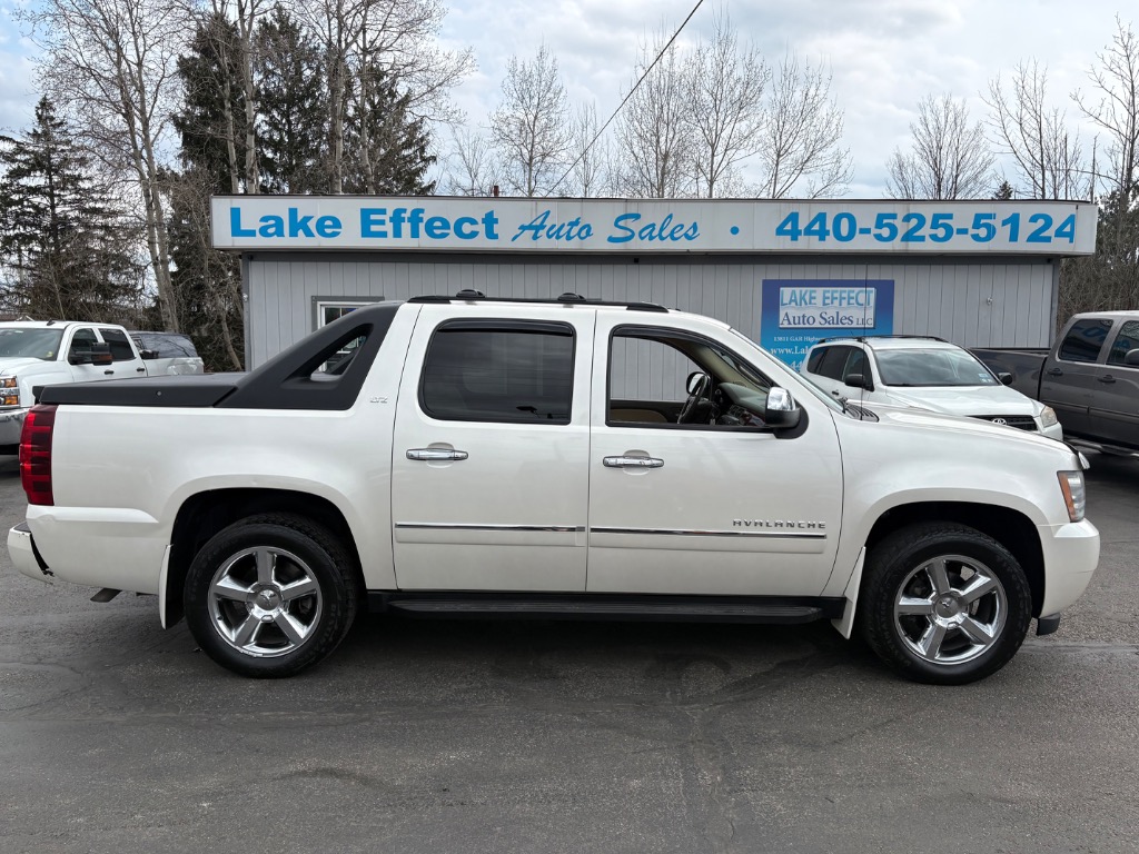 2011 Chevrolet Avalanche LTZ