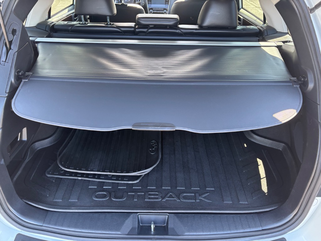2018 Subaru Outback Limited - Photo 43