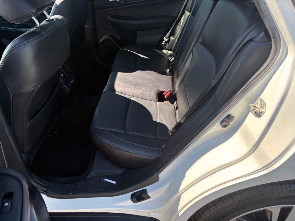 2018 Subaru Outback Limited - Photo 40