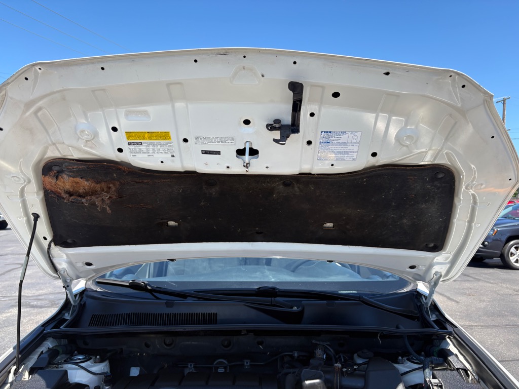 2012 Toyota RAV4 Base - Photo 40