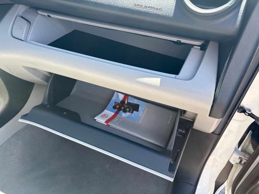 2012 Toyota RAV4 Base - Photo 31