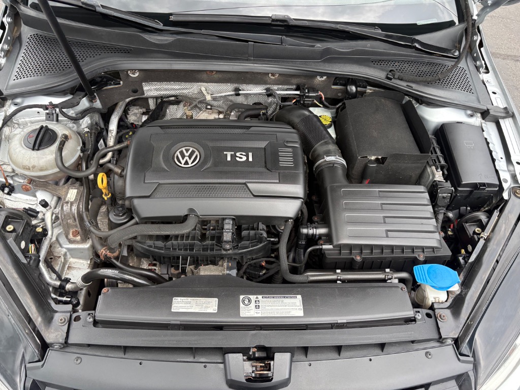2015 Volkswagen Golf SportWagen 50