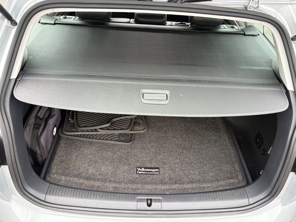 2015 Volkswagen Golf SportWagen 44