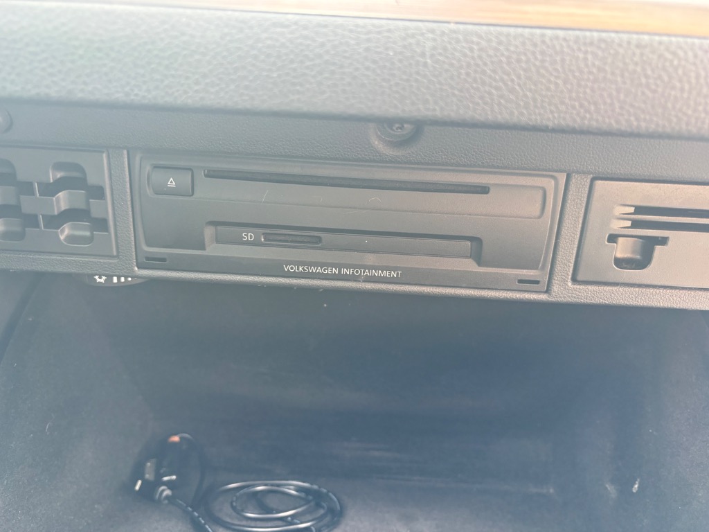 2015 Volkswagen Golf SportWagen 34