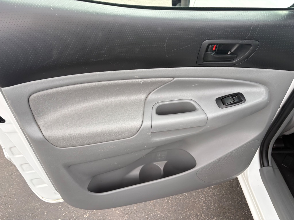 2012 Toyota Tacoma Base - Photo 29
