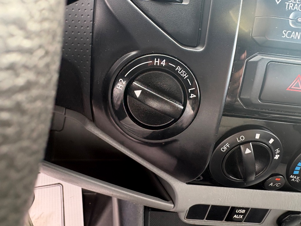 2012 Toyota Tacoma Base - Photo 21