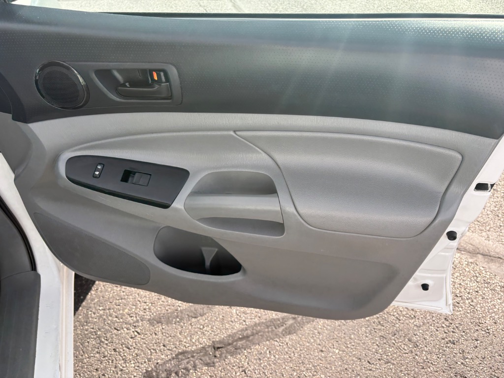 2012 Toyota Tacoma Base - Photo 25