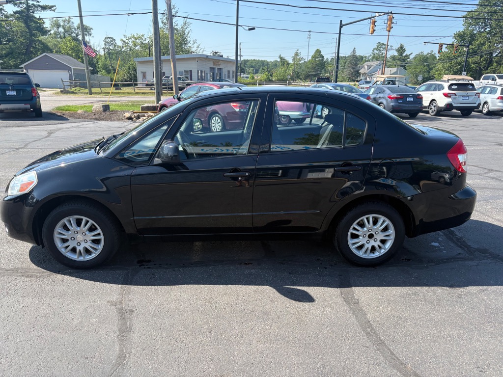2012 Suzuki SX4 LE - Image 5