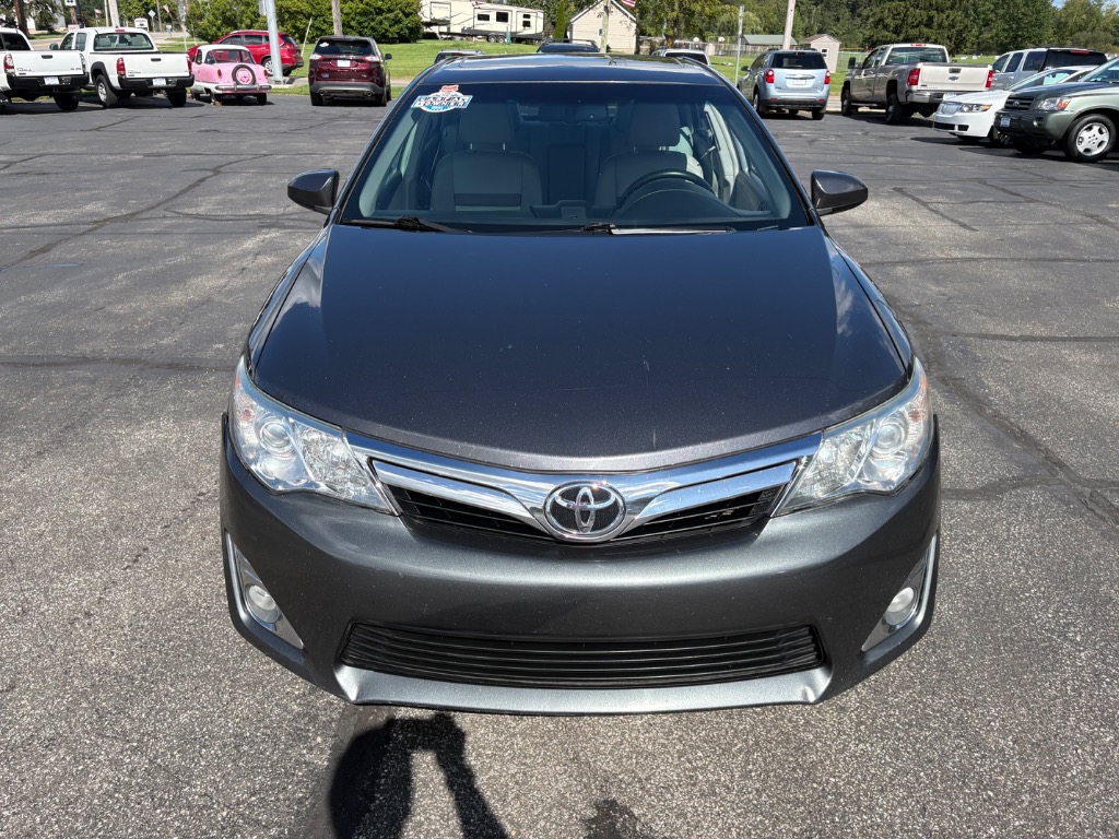 2012 Toyota Camry XLE V6 - Image 4