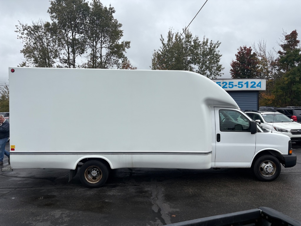 2016 Chevrolet Express Cutaway