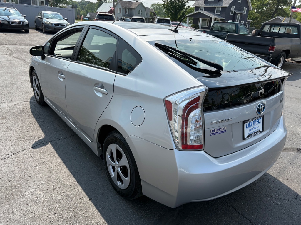 2013 Toyota Prius Two photo 48
