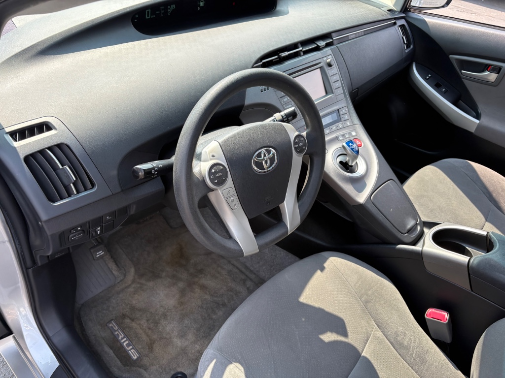 2013 Toyota Prius Two photo 54