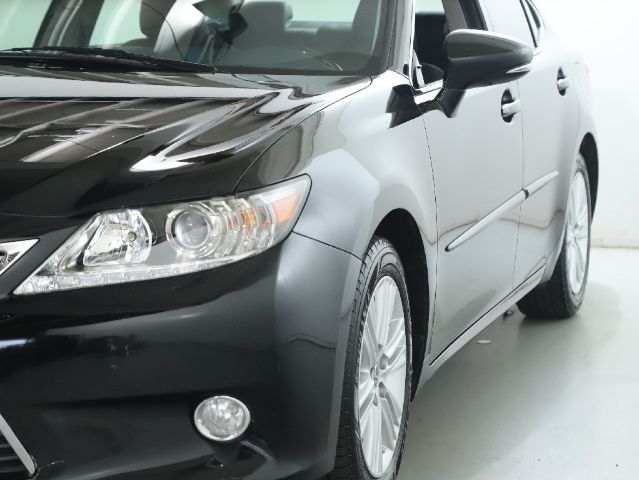 2014 Lexus ES 350 Base - Image 3