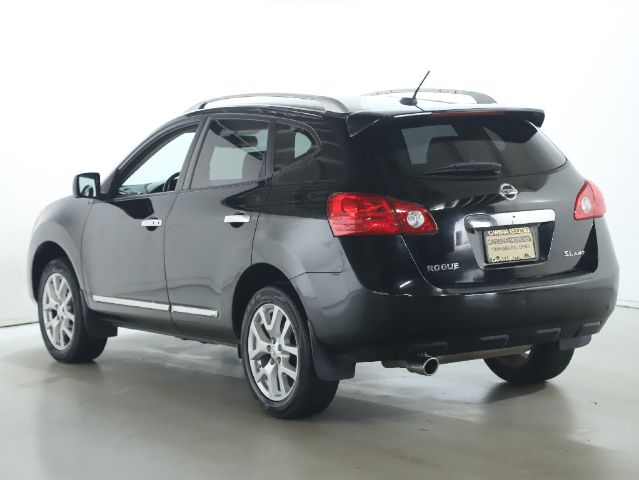2012 Nissan Rogue SV - Image 5
