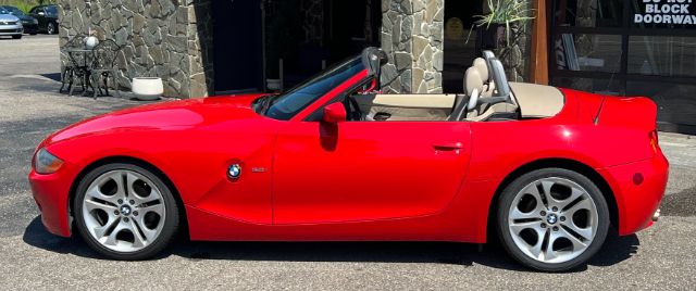 2003 BMW Z4 3.0i - Image 2
