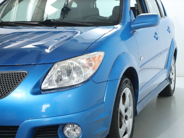 Photo 2 of 2007 Pontiac Vibe Base