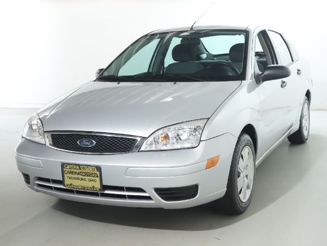 Photo 3 of 2006 Ford Focus ZX4 SES