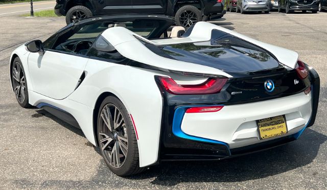 Photo 3 of 2019 BMW i8 Convertible