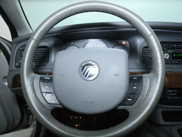 2005 Mercury Grand Marquis LSE - Photo 21