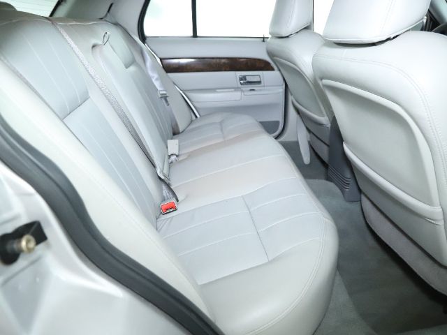 2005 Mercury Grand Marquis LSE - Photo 28
