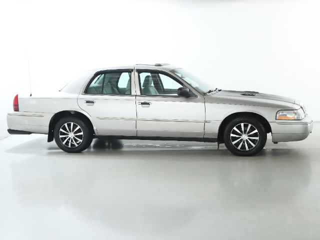 2005 Mercury Grand Marquis LSE - Photo 11