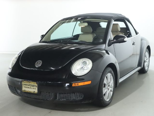 2008 Volkswagen New Beetle Convertible S - Image 2