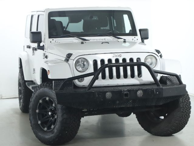 2014 Jeep Wrangler Unlimited Sahara - Main Image