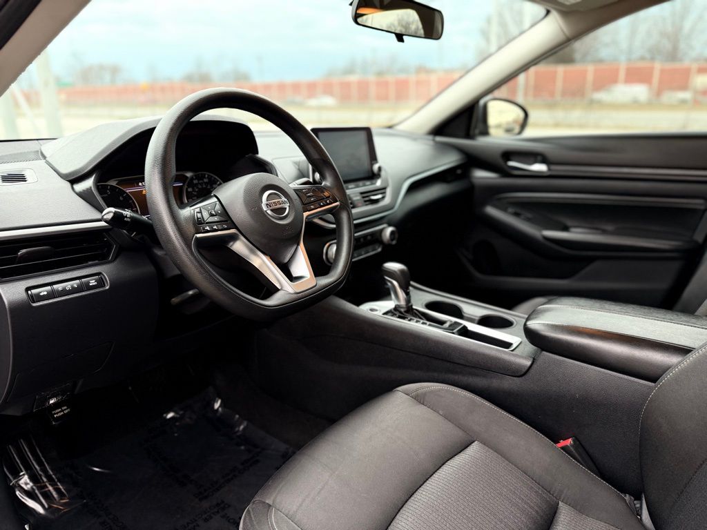 2020 Nissan Altima S - Photo 23