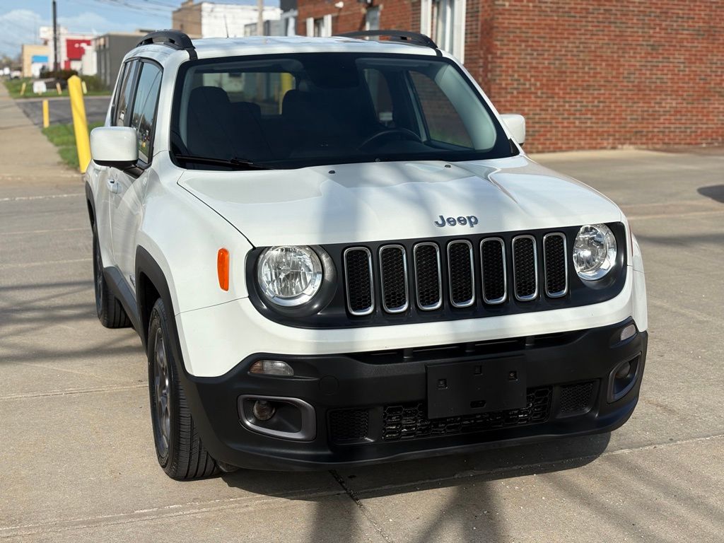 Photo 4 of 2015 Jeep Renegade Latitude