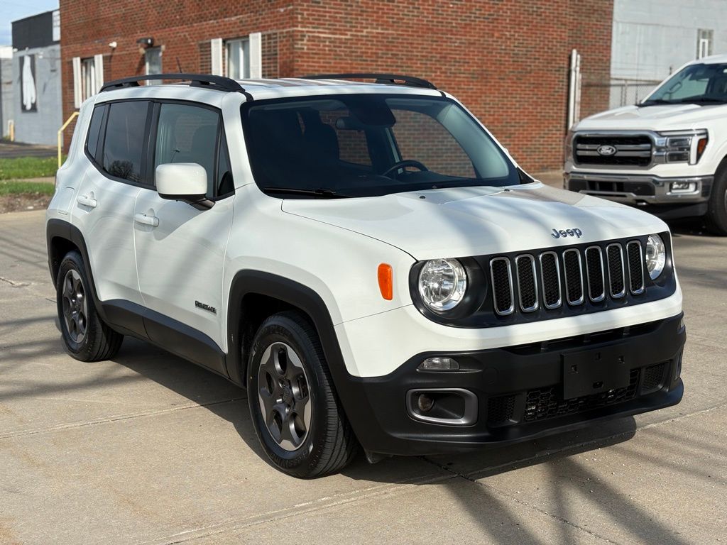 Photo 3 of 2015 Jeep Renegade Latitude