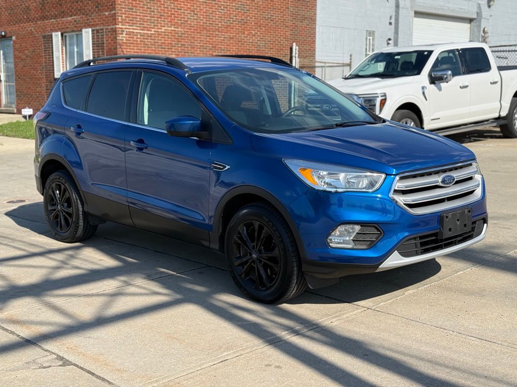 Photo 5 of 2018 Ford Escape SE
