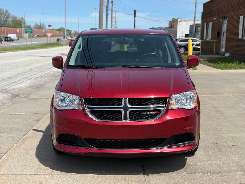 Photo 2 of 2014 Dodge Grand Caravan SXT