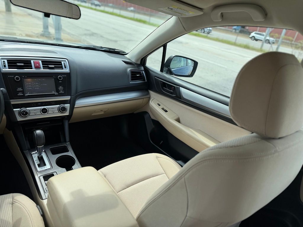 2017 Subaru Outback Base - Photo 17