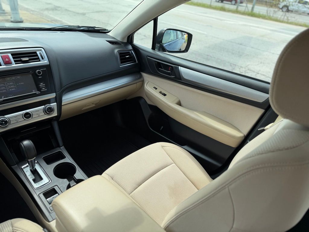 2017 Subaru Outback Base - Photo 16