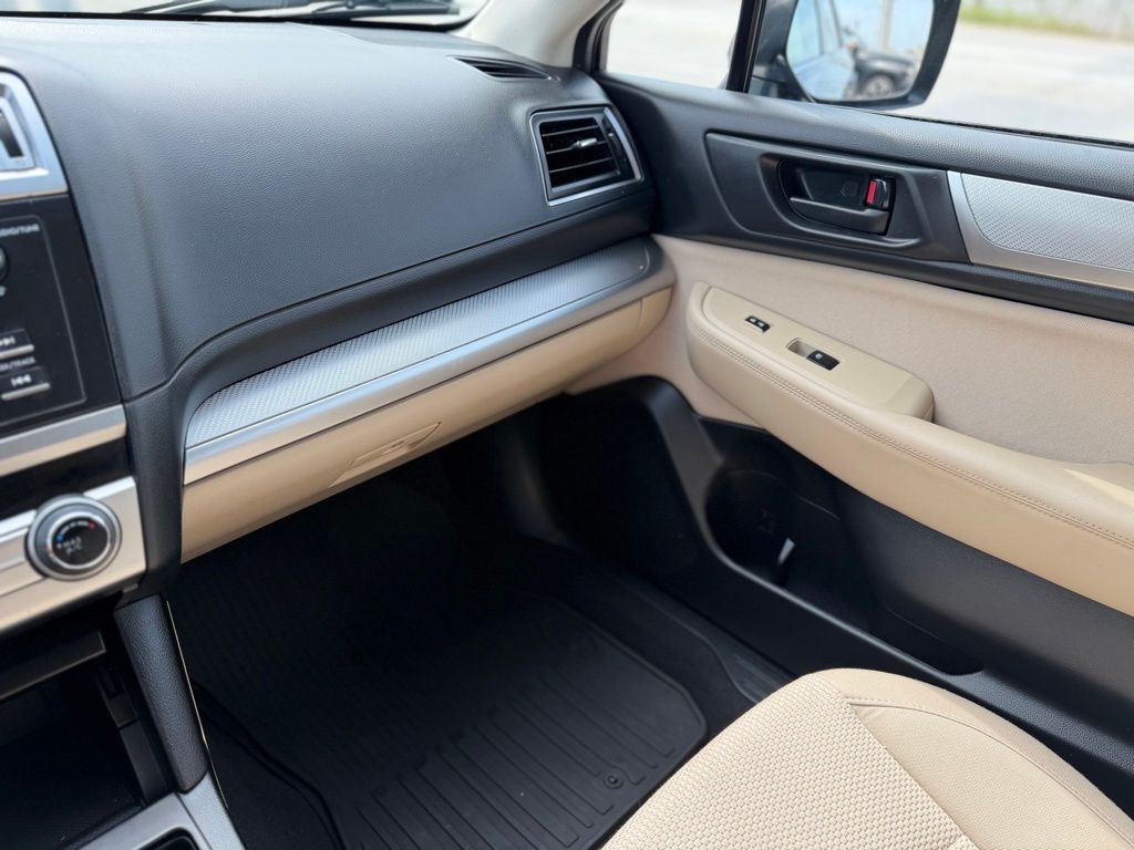 2017 Subaru Outback Base - Photo 22
