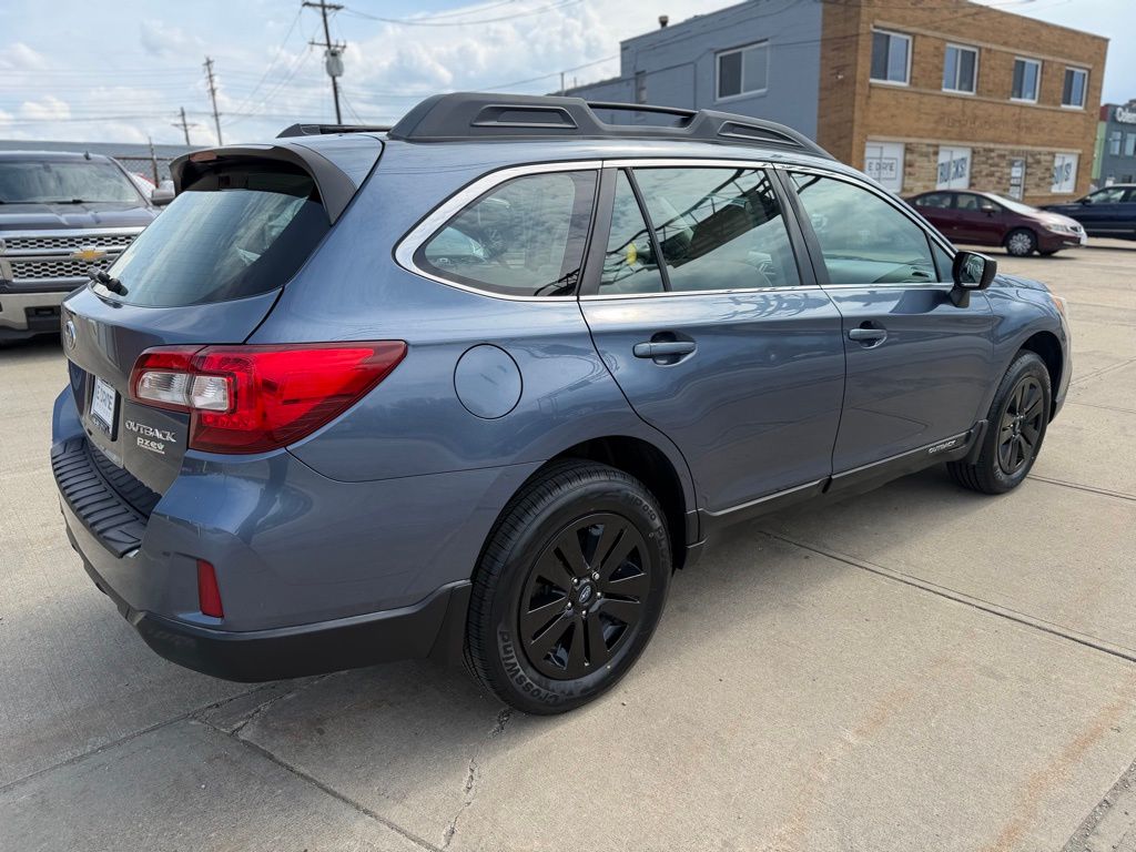 Photo 5 of 2017 Subaru Outback 2.5i
