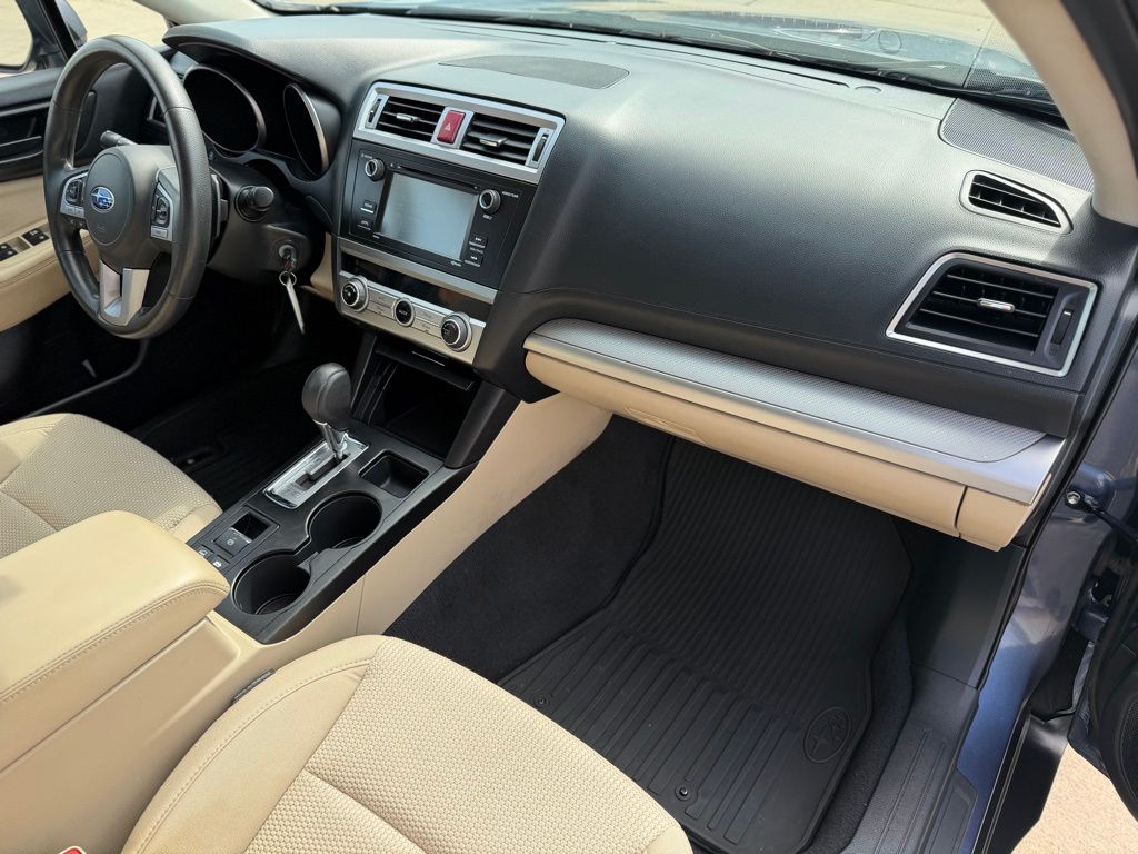 2017 Subaru Outback Base - Photo 14