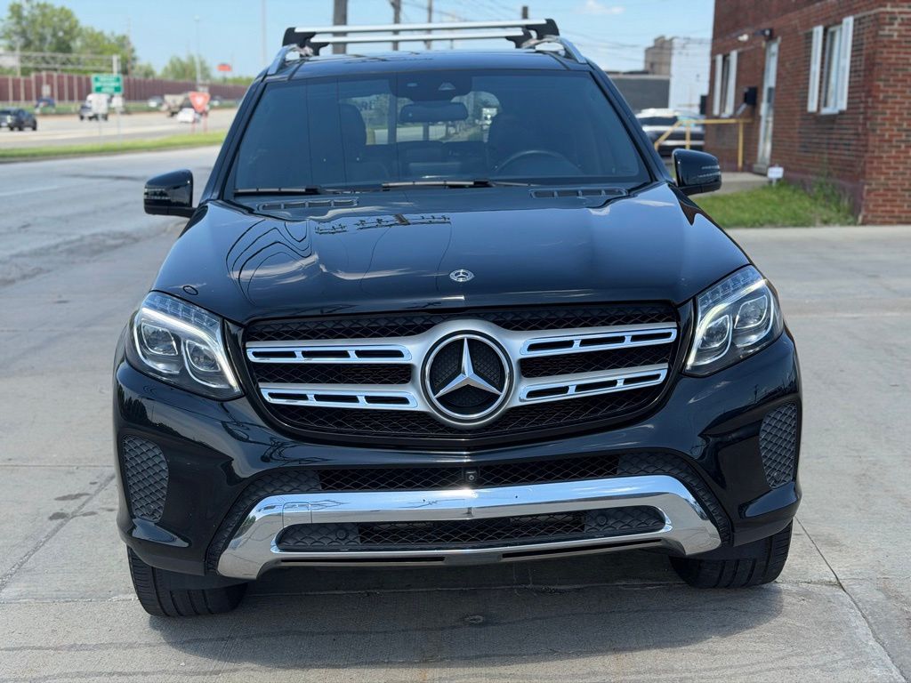 Photo 2 of 2017 Mercedes-Benz GLS GLS 450