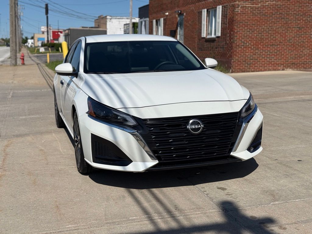 Photo 3 of 2023 Nissan Altima 2.5 SV