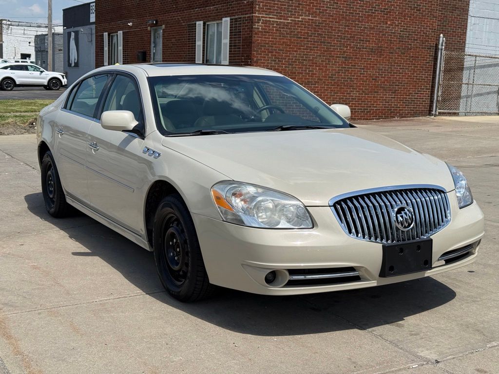 Photo 4 of 2011 Buick Lucerne CXL Premium