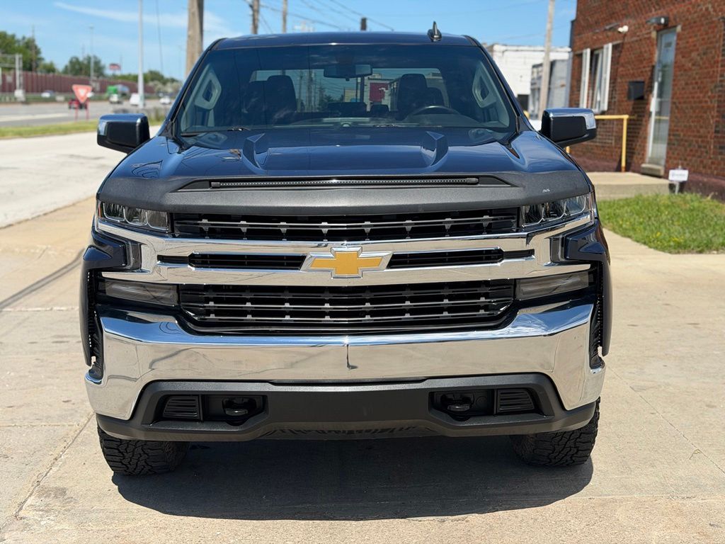 2019 Chevrolet Silverado 1500 LT - Image 2
