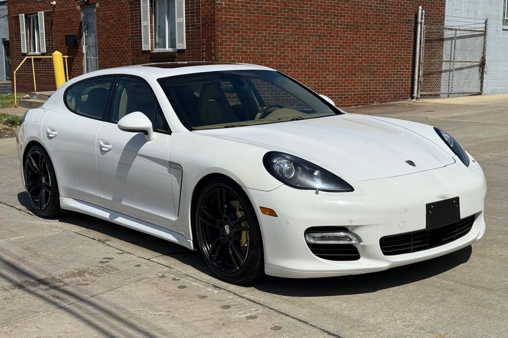 Photo 4 of 2010 Porsche Panamera 4S
