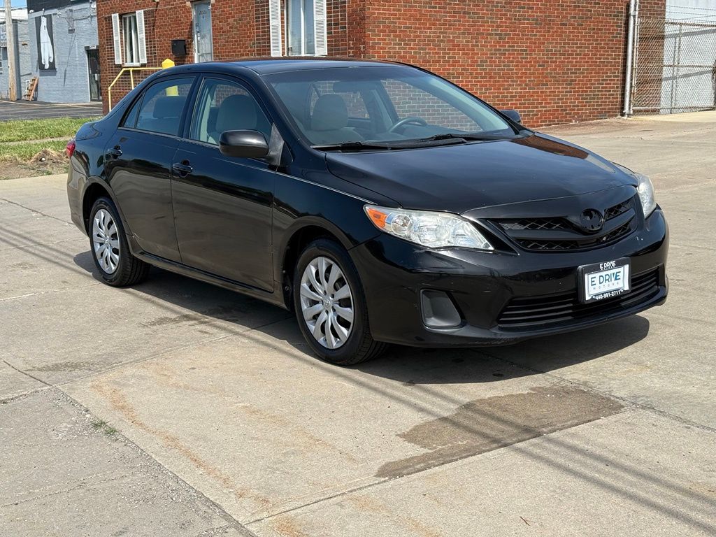 Photo 4 of 2012 Toyota Corolla LE