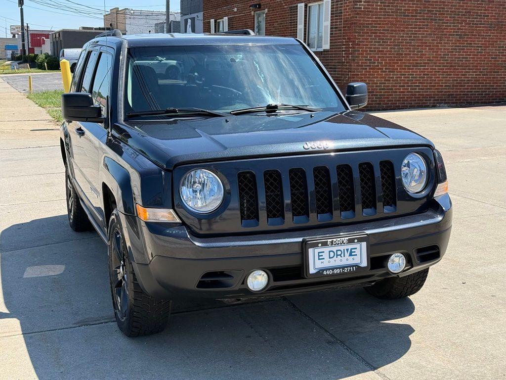 2016 Jeep Patriot Latitude - Image 3