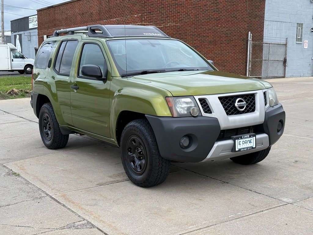 2011 Nissan Xterra X - Image 4