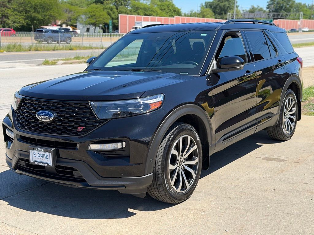 Photo 1 of 2020 Ford Explorer ST