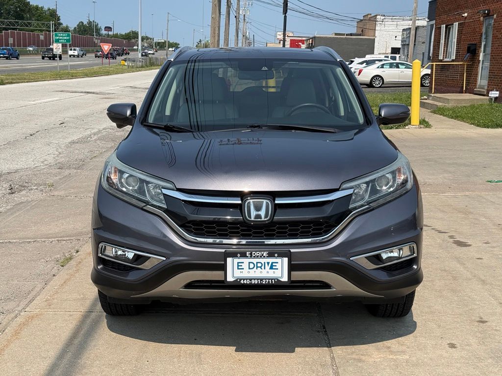 2016 Honda CR-V Touring - Image 2